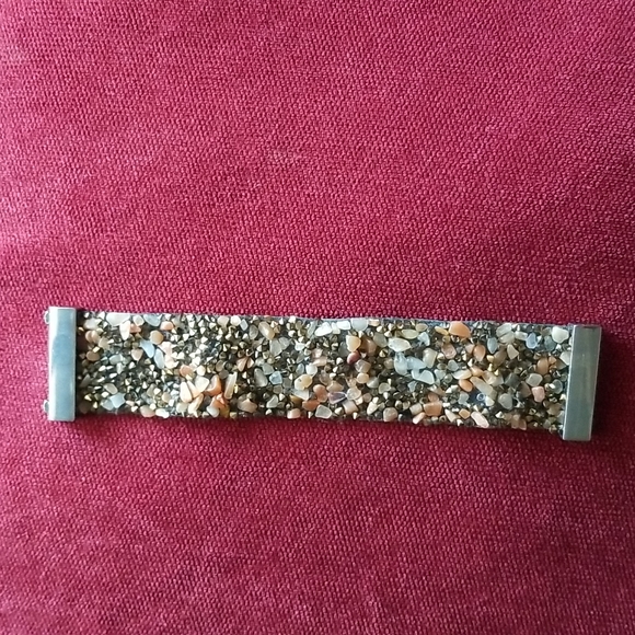 Bracelets Assortment - Picture 5 of 14